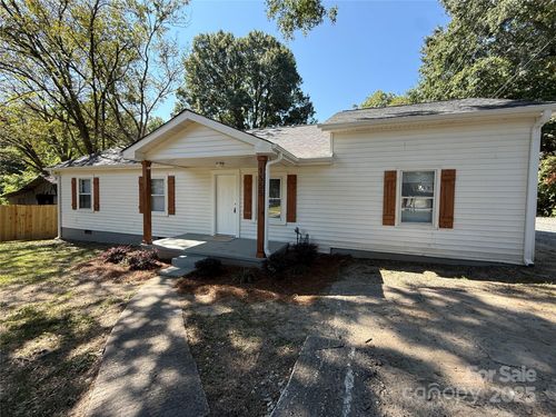 1555 Collinston Dr, Gastonia, NC, 28052-0512 | Card Image