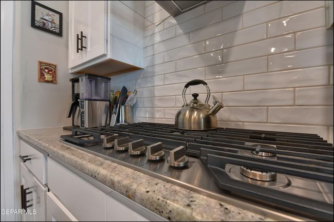 KITCHEN | Image 15