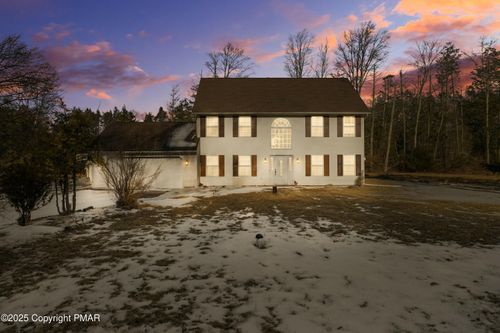 122 Cranberry Dr, Blakeslee, PA, 18610-7945 | Card Image