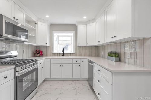 57 E Clinton Ave, Roosevelt, NY, 11575-1106 | Card Image