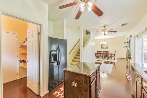21930 Willow Shadows Dr, Tomball, TX, 77375-2107 | Card Image