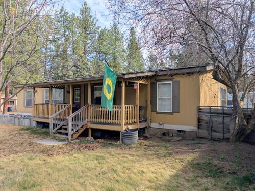 19877 Mahogany St, Bend, OR, 97702-9126 | Card Image