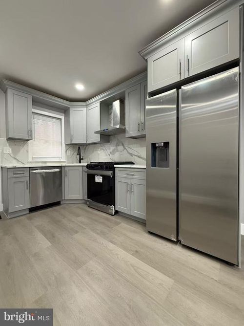 2502 S Sheridan Street, PHILADELPHIA, PA, 19148 | Card Image