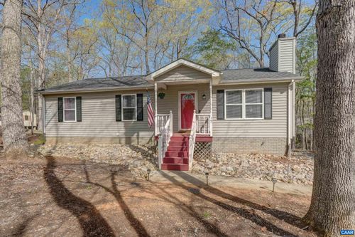 15 Austin Dr, PALMYRA, VA, 22963-2737 | Card Image