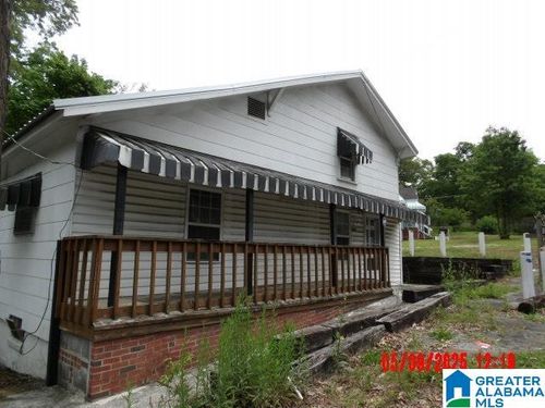 801 Rutledge Dr, MIDFIELD, AL, 35228-2549 | Card Image