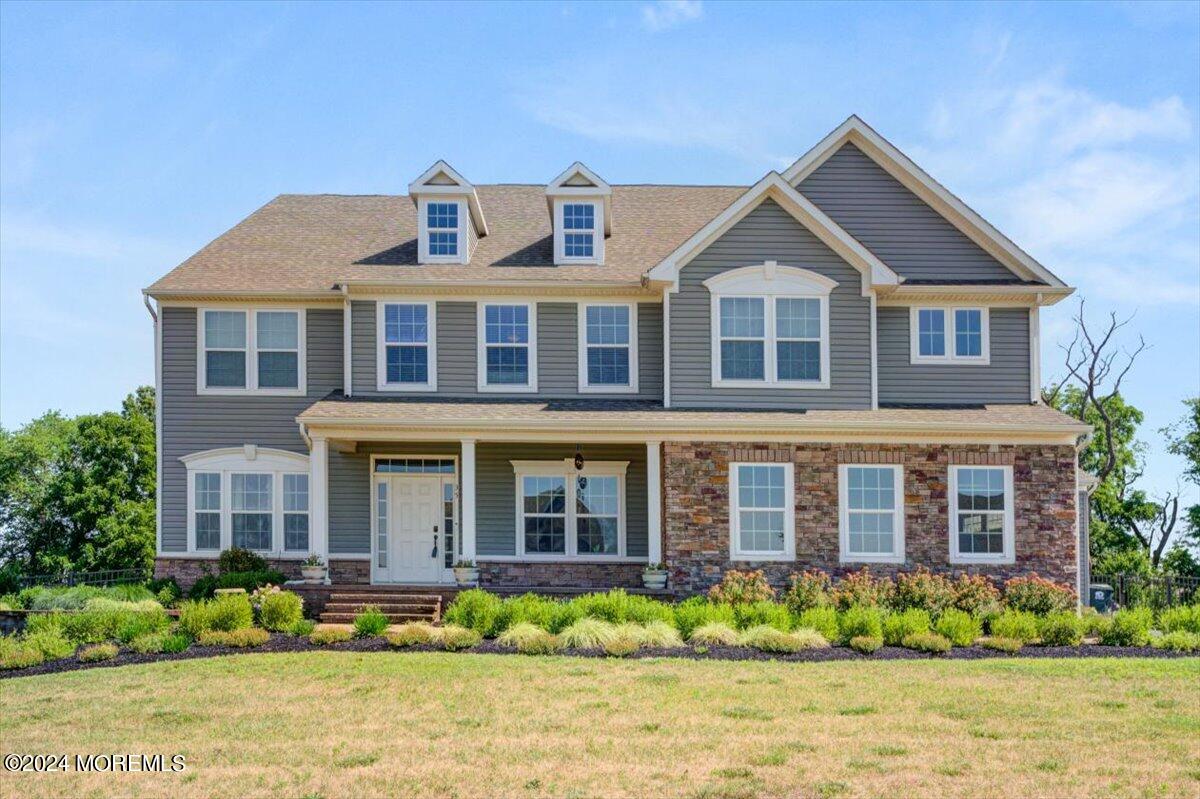 Gina Dr, Allentown, NJ 08501
