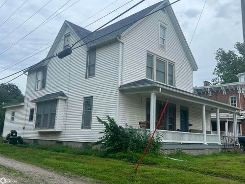 103 W Saunders St, Mount Pleasant, IA, 52641-1627 | Card Image