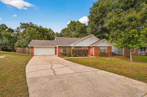 7331 Copter Ln, Milton, FL, 32570-6213 | Card Image