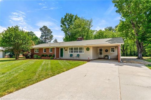 116 Lakeview Circle, Thomasville, NC, 27360 | Card Image