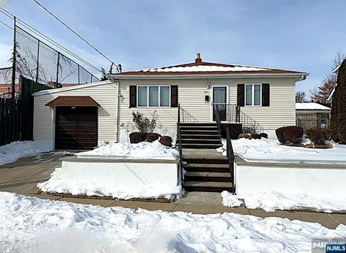 521 Weart Ave, Lyndhurst, NJ, 07071-2629 | Card Image