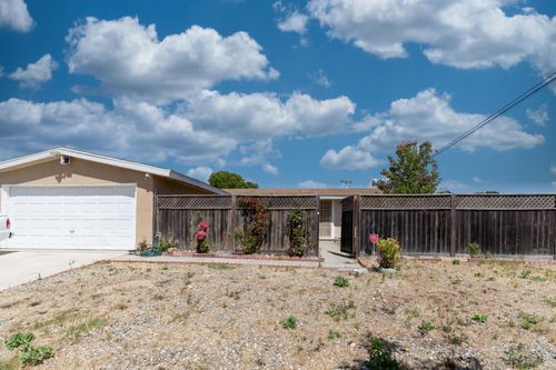 3608 Via Orilla, Lompoc, CA, 93436-1620 | Card Image
