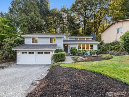 3432 175th Ave Ne, Redmond, WA, 98052-5730 | Card Image