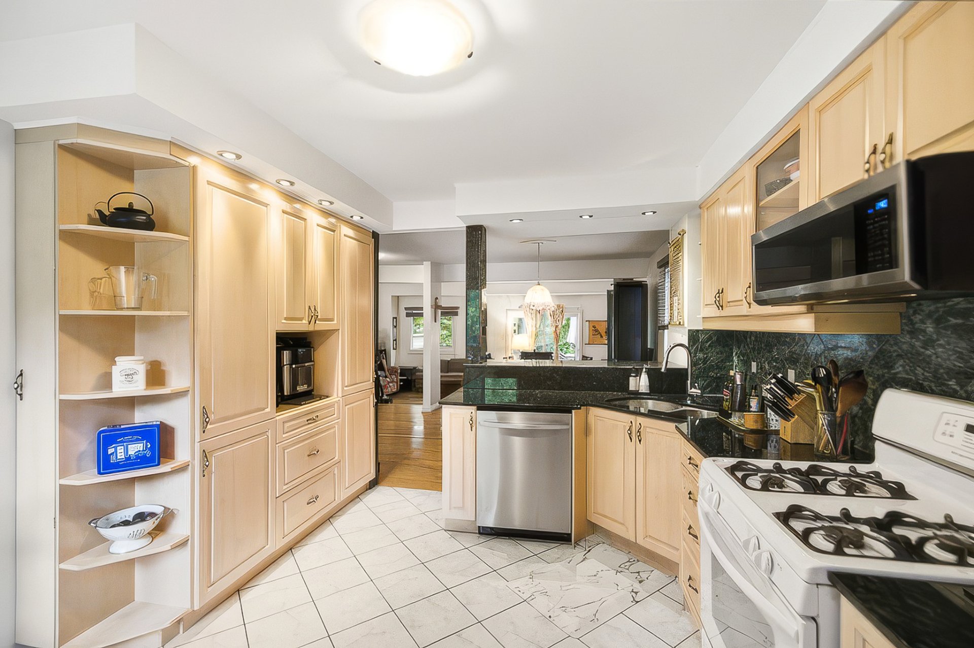 Residential in Gatineau (Hull) 4