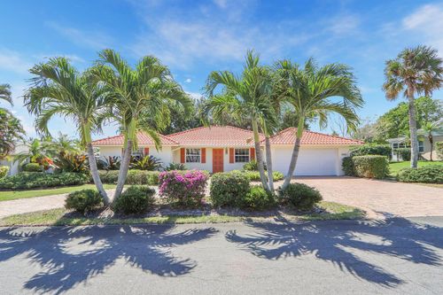 8574 Se Seagrape Way, Hobe Sound, FL, 33455-4223 | Card Image