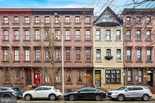 2f-1528 Pine St, PHILADELPHIA, PA, 19102-4664 | Card Image