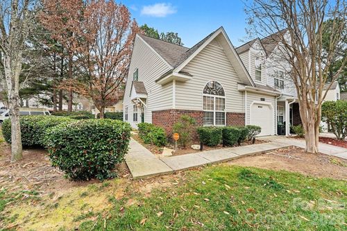 5401-8331 Christmas Ct, Charlotte, NC, 28216-0707 | Card Image