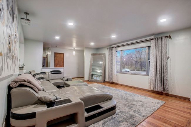 4220 Westbourne Dr, House other with 3 bedrooms, 3 bathrooms and null parking in Indianapolis IN | Image 8