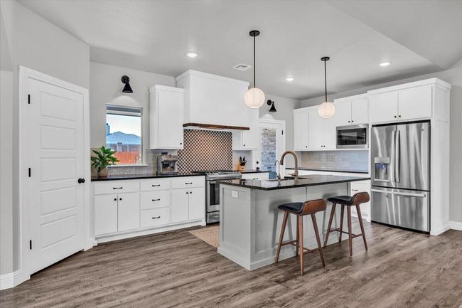 6803 52 Nd St, House other with 3 bedrooms, 2 bathrooms and null parking in Lubbock TX | Image 10