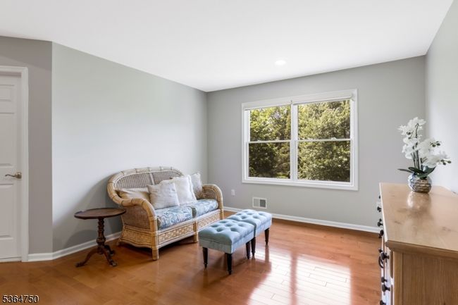 33 Briarwood Dr E, House other with 4 bedrooms, 3 bathrooms and null parking in Warren NJ | Image 24