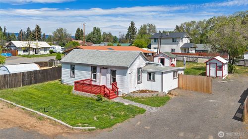 208 N Spokane St, Kittitas, WA, 98934-5925 | Card Image