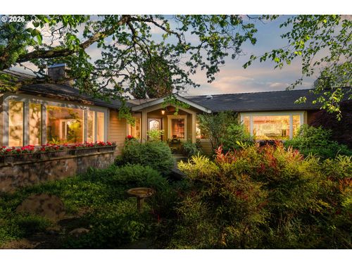 18000 Ne Ribbon Ridge Rd, Newberg, OR, 97132 | Card Image