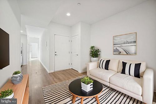 2-4131 Cambridge St, Philadelphia, PA, 19104-1233 | Card Image