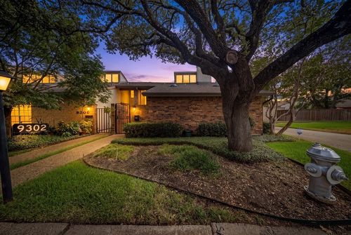 9302 Chimney Sweep Ln, Dallas, TX, 75243-3238 | Card Image