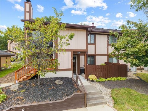 818 Kirkwall Drive, Copley, OH, 44321 | Card Image
