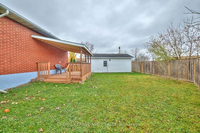 7405 Susan Cres, House other with 4 bedrooms, 2 bathrooms and 4 parking in Niagara Falls ON | Image 11