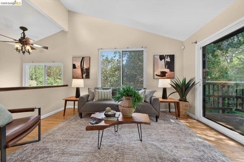 apt-120-5400 Mountain Blvd, Oakland, CA, 94619-3041 | Card Image