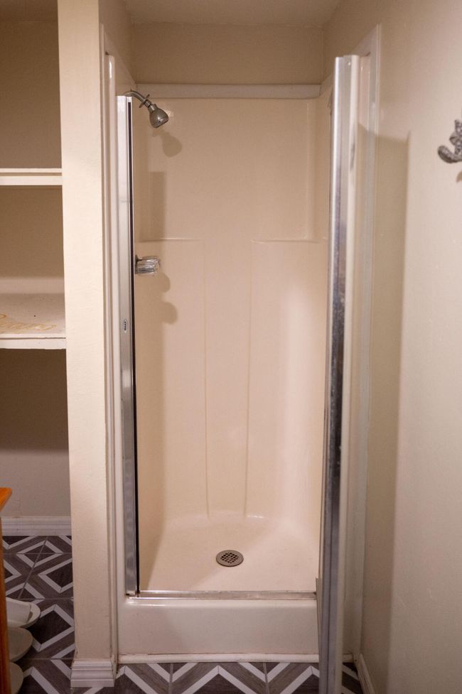 Studio Shower | Image 24