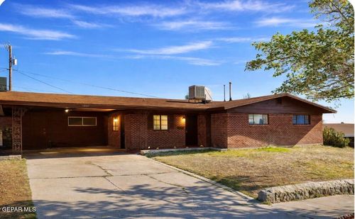 3405 Sirius Ave, El Paso, TX, 79904-2556 | Card Image
