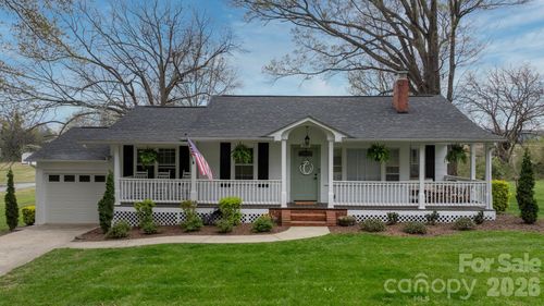 208 S 1st Ave, Maiden, NC, 28650-1631 | Card Image