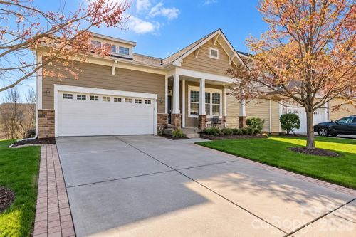 3009 Grande Heights Dr, Charlotte, NC, 28269-7022 | Card Image