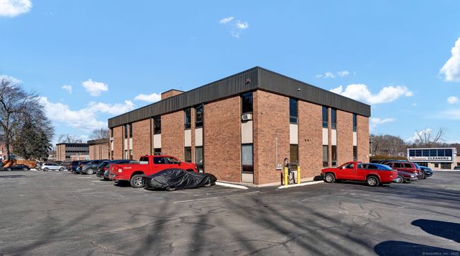 STE-2ND - 465 Silas Deane Hwy, Home with 0 bedrooms, 0 bathrooms and 50 parking in Wethersfield CT | Image 5
