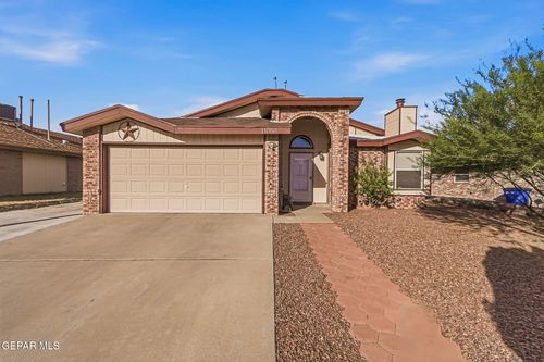 11050 Golden Pond Dr, El Paso, TX, 79934-3126 | Card Image