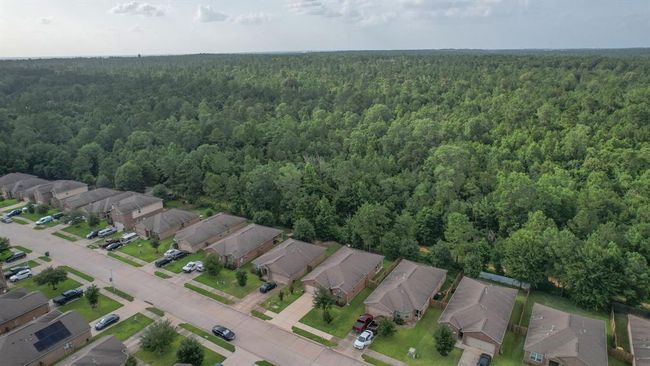 7551 Fettle Ln, House other with 3 bedrooms, 2 bathrooms and 2 parking in Conroe TX | Image 46