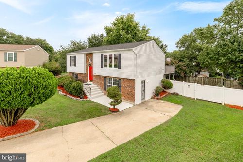 5306 Plaza Cir, DISTRICT HEIGHTS, MD, 20747-2766 | Card Image