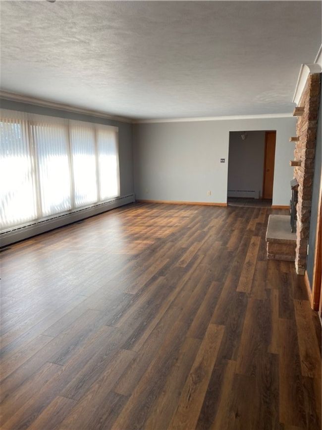 Living Room View 2 | Image 12