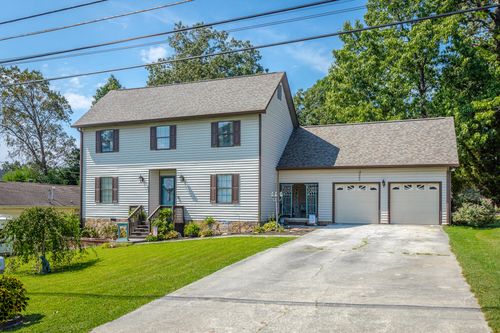 2522 W Wind Dr, Soddy Daisy, TN, 37379-3558 | Card Image
