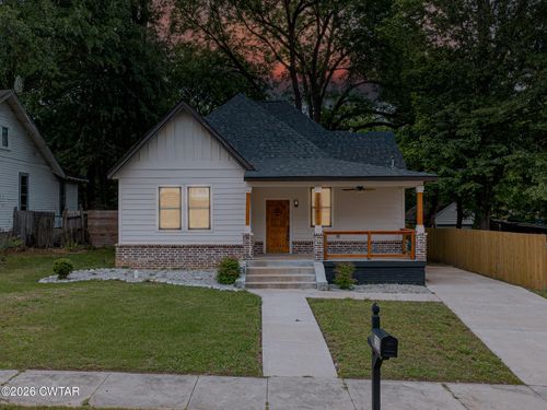 237 Talbot St, Jackson, TN, 38301-5244 | Card Image