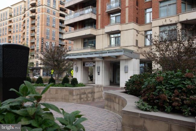 UNIT-450 - 3650 S Glebe Rd, Condo with 1 bedrooms, 1 bathrooms and null parking in ARLINGTON VA | Image 4