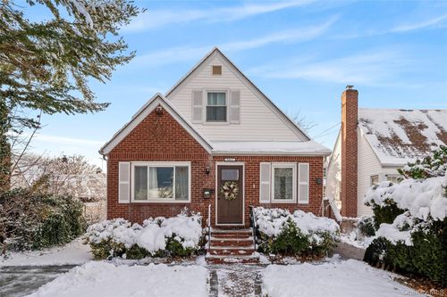 8412 Cross Island Pkwy, Bellerose, NY, 11426-1260 | Card Image