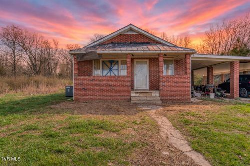 880 Highway 44, Bristol, TN, 37620-0625 | Card Image