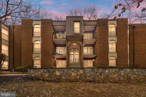 14-3354 Woodburn Rd, ANNANDALE, VA, 22003-1281 | Card Image