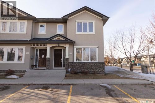 135 Ashworth Cres, Saskatoon, SK, S7T0N1 | Card Image