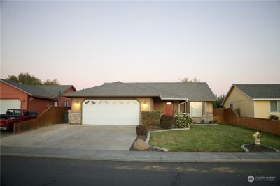 1155 S 3rd Avenue, House other with 3 bedrooms, 2 bathrooms and 2 parking in Othello WA | Image 3