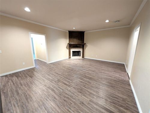 17115 Cedar Dr, Edmond, OK, 73012-6888 | Card Image