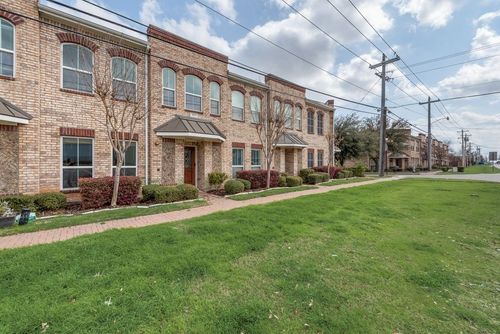 207 S Kealy Ave, Lewisville, TX, 75057-4120 | Card Image