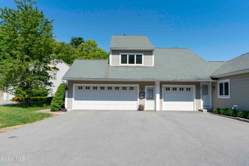 83 Pepper Ln, Saratoga Springs, NY, 12866-5528 | Card Image